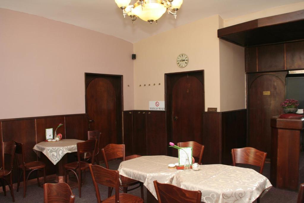 Penzion Aladdin Teplice Exterior foto